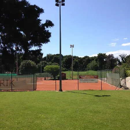 In Villa, Big Garden, Private Pool, Close To And Town Apartamento *